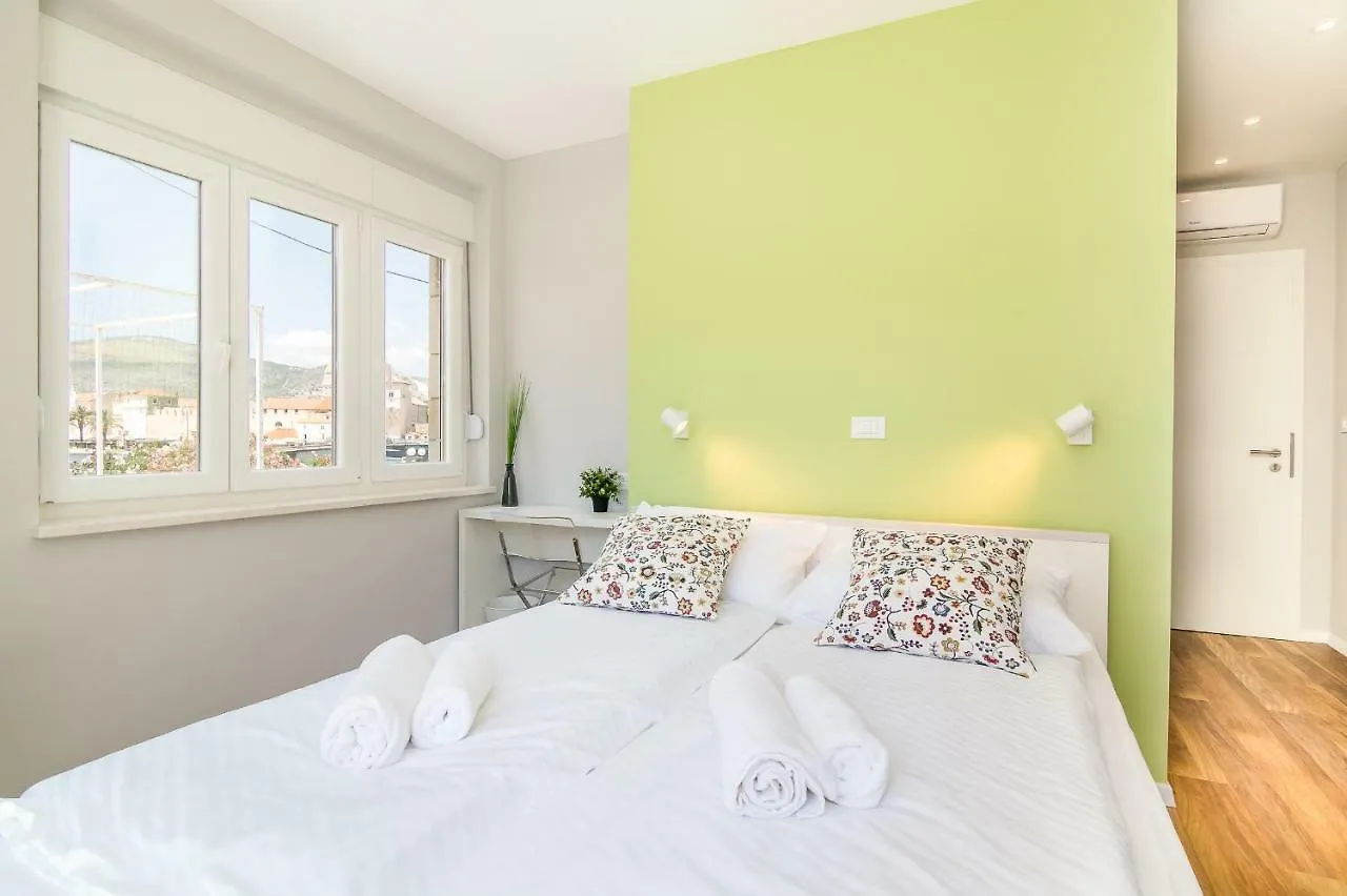 4 Elements Old Town Views Rooms تروغير بيت ضيافة
