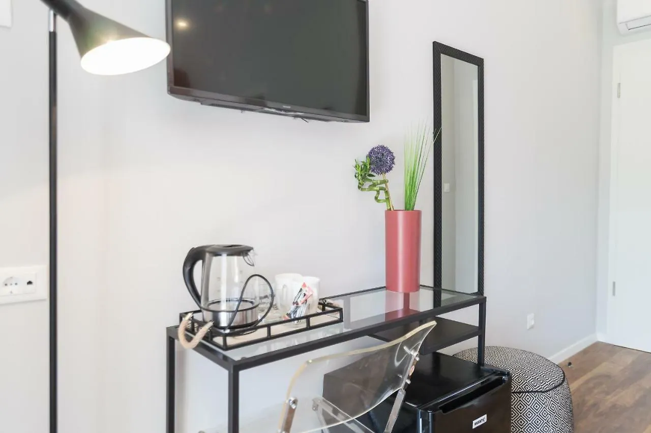 4 Elements Old Town Views Rooms تروغير