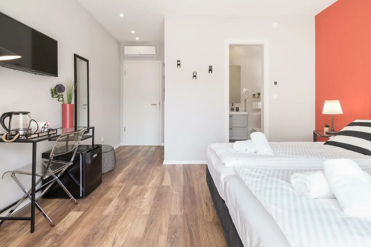 4 Elements Old Town Views Rooms تروغير